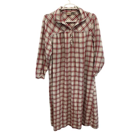 L.L.Bean Womens Nightgown Size Small Petite Trad Wife Modest Classic Christmas - Picture 1 of 7